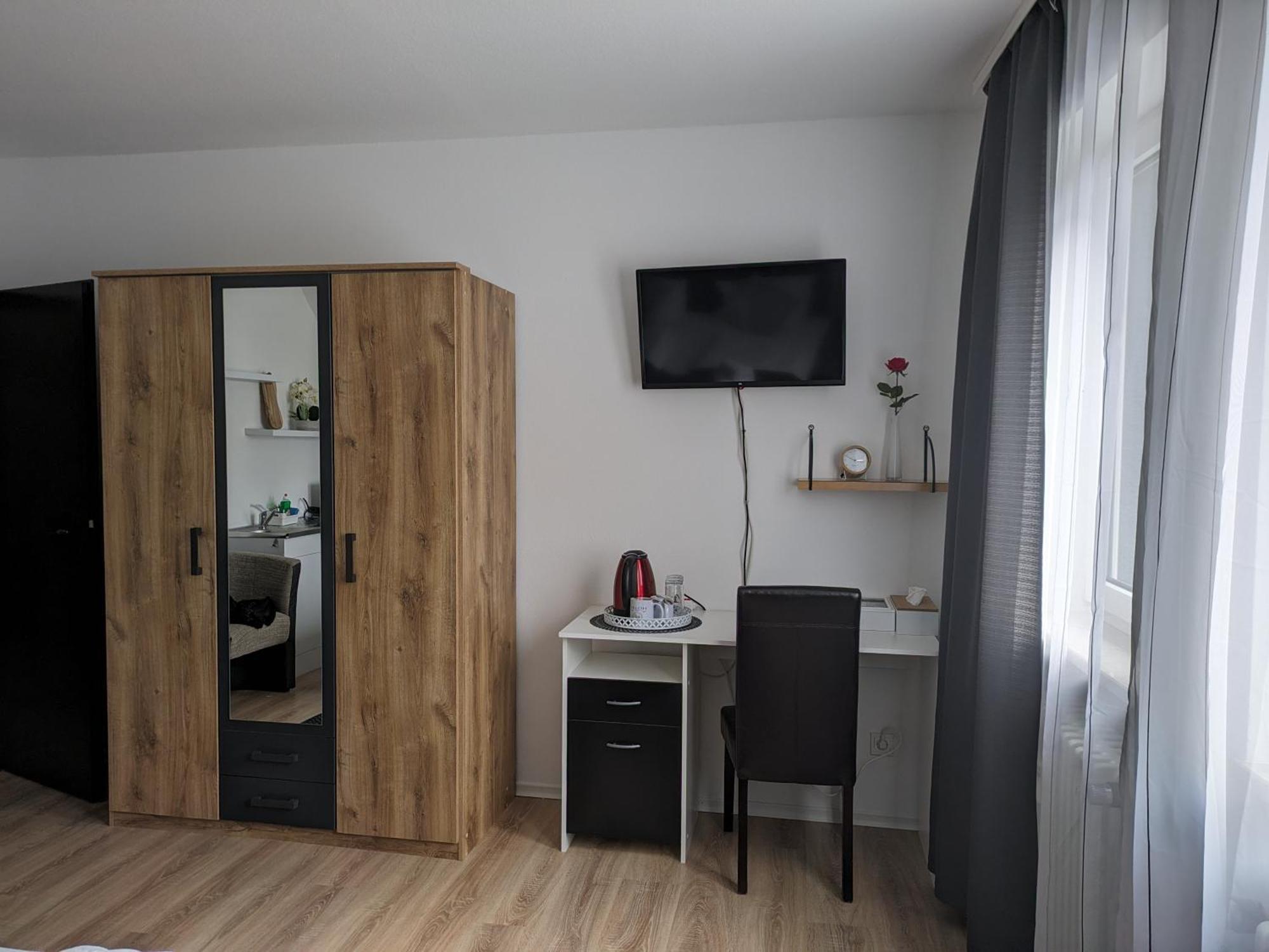 Hotel Ari Καϊζερσλάουτερν Εξωτερικό φωτογραφία