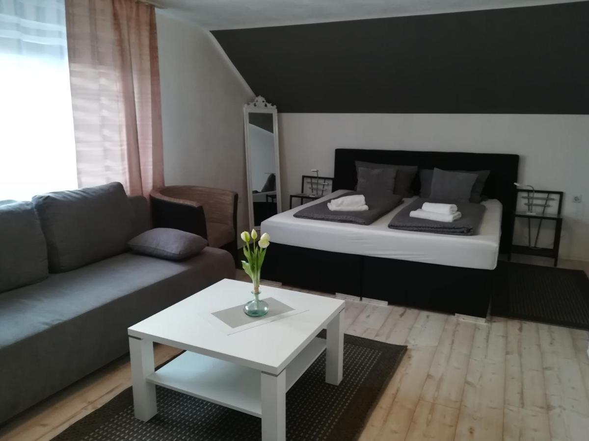 Hotel Ari Καϊζερσλάουτερν Εξωτερικό φωτογραφία