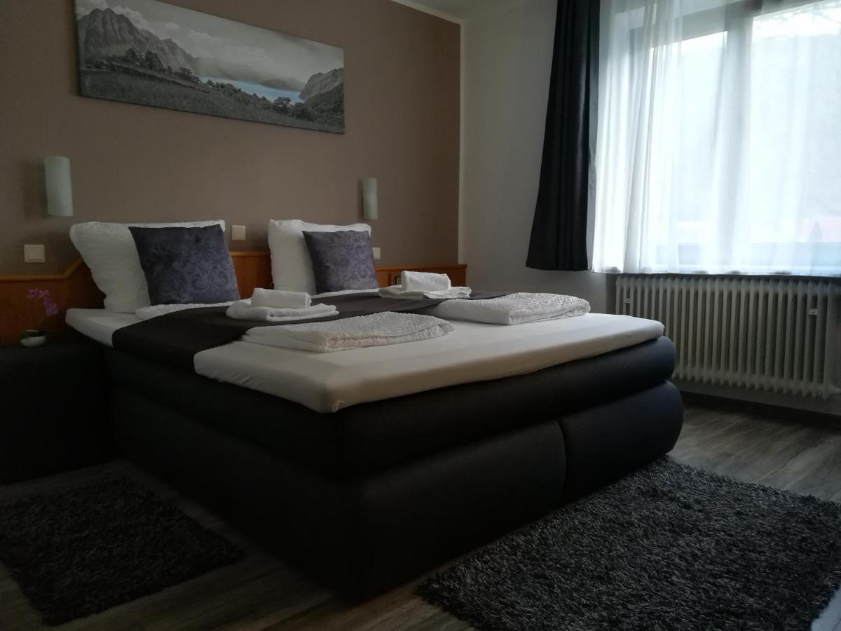 Hotel Ari Καϊζερσλάουτερν Εξωτερικό φωτογραφία